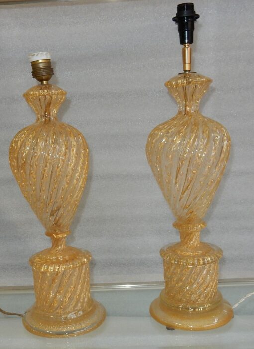 1950/70 Pair of Barovier y Toso Lamps With Gold Paillons