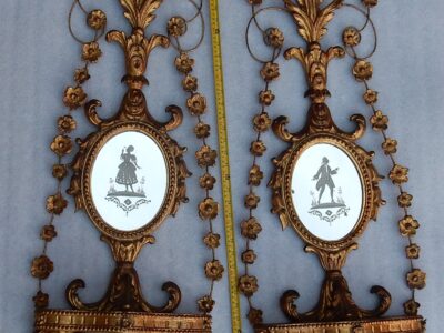 1920' Pair of Golden Wood Wall Lamps Romantic Venice Console And Garlands Engraved Mirrors Mister And Madam