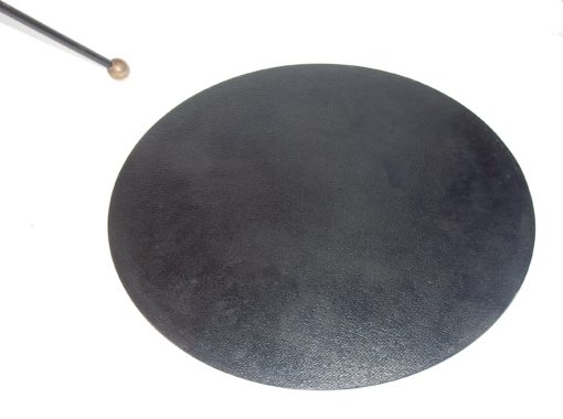 1960/70 ′ Wrought Iron Pedestal Table Brass Ornaments Jacques Adnet Style Diameter 49 cm - Image 4