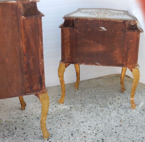 1950/70 ′ Commode Crossbow And Pair Of Bedside Tables 3 Drawers Golden Wood In The Style Of Italian Renaissance 124 X 49 X H 91 cm - Image 3