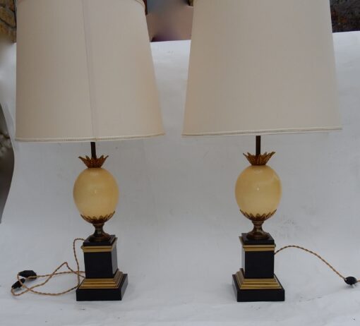 1950/70 Paire de Lampes en Marbre Noir et Oeuf d'Autruche Maison Jansen – Image 10