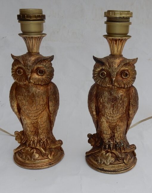 1970' Paire De Lampes à La Chouette Résine Dorée – Image 2