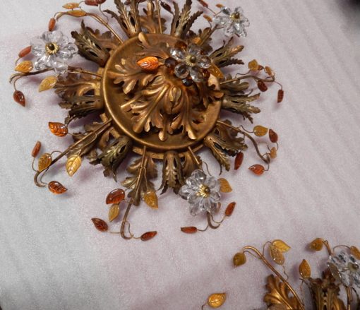 1970′Paire De  Plafonniers ou Appliques à Décor de Fleurs et Feuilles en Métal Doré Et Verre Coloré  Orange Maison Baguès Ou Banci – Image 13