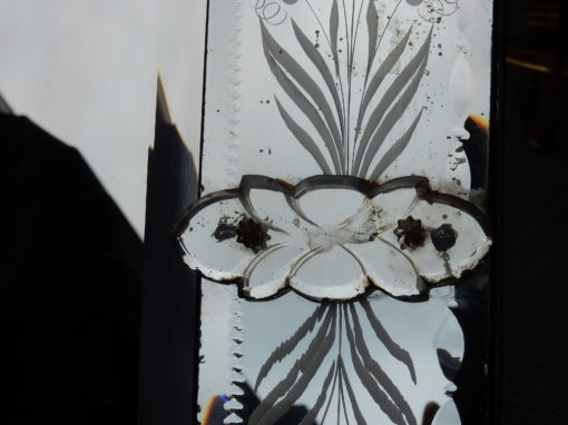 1900 ′ Venetian Mirror With Floral Decor And Pediment - 172 x 89 cm - Image 8