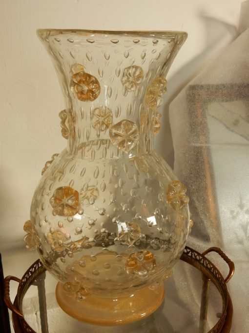 1970 ′ Barovier & Toso Style Murano Crystal Vase With Gold Paillons - Image 3