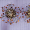 1970′ Paire de Plafonniers ou Appliques à Décor de Fleurs et Feuilles en Métal Doré Style Maison Baguès ou Banci Feuilles en Verre de Couleur Orange – Image 9