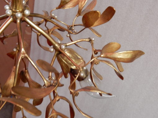 1900′ Lustre Boule de Gui en Bronze Doré Art Nouveau a 3 Lampes Diamètre 43 cm Douilles En Forme De Tulipes – Image 8