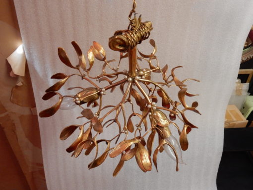 1900′ Lustre Boule de Gui en Bronze Doré Art Nouveau a 3 Lampes Diamètre 43 cm Douilles En Forme De Tulipes – Image 12
