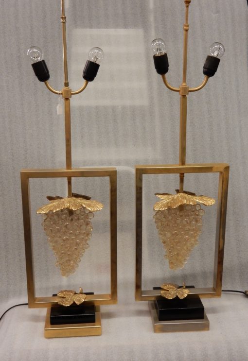 1970 'Pair Of Lamps Or Similar To The Bunch Of Grapes