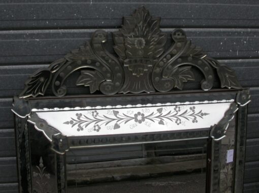 1950 'Pair of Venetian Mirrors with Floral Decor and Pediment - 130 x 82 cm - Image 8