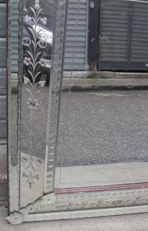 1950 'Pair of Venetian Mirrors with Floral Decor and Pediment - 130 x 82 cm - Image 10