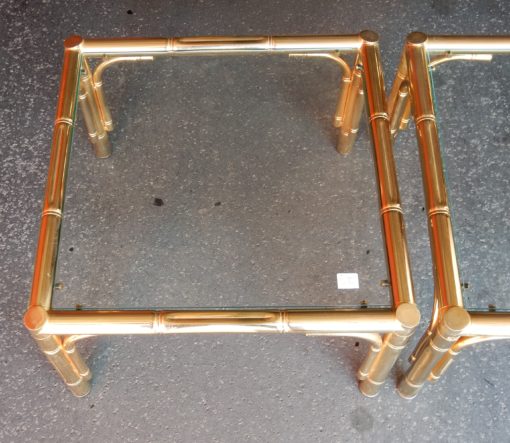 1970' Paire de Tables ou Bouts de Canapés Style Maison Jansen Décor Bambou en Métal Doré 64 x64 cm – Image 17