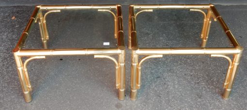 1970' Paire de Tables ou Bouts de Canapés Style Maison Jansen Décor Bambou en Métal Doré 64 x64 cm – Image 21
