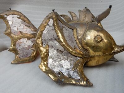 1970′Eluminating Brass Fish Coffee Table With Mika Violet Style Duval Brasseur, Faure, Fernandez