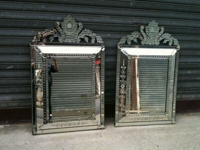 1950 'Pair of Venetian Mirrors with Floral Decor and Pediment - 130 x 82 cm