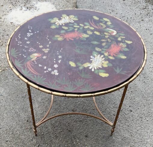 1950/70 ′ Round Bronze Coffee Table, Palm Tree Decor, Red Chinese Lacquer Top, Style Maison Baguès