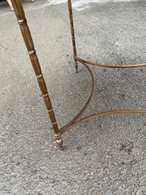 1950/70 ′ Round Bronze Coffee Table, Palm Tree Decor, Red Chinese Lacquer Top, Style Maison Baguès - Image 2