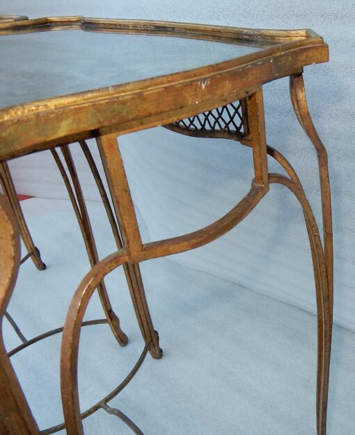 1950' Paire De Tables d'Appoint Maison Baguès Fer Forgé Dorée à l'Or Plateaux Miroirs Oxydés Vieillis – Image 10