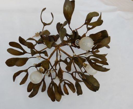 1900 ′ Art Nouveau Bronze Mistletoe Ball Chandelier has 3 Lights 40 x 45 cm Sockets In The Shape Of Tulips - Image 5
