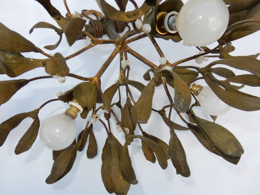 1900 ′ Art Nouveau Bronze Mistletoe Ball Chandelier has 3 Lights 40 x 45 cm Sockets In The Shape Of Tulips - Image 3