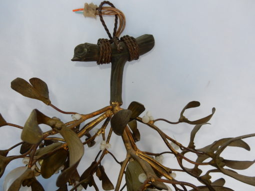 1900 ′ Art Nouveau Bronze Mistletoe Ball Chandelier has 3 Lights 40 x 45 cm Sockets In The Shape Of Tulips - Image 2