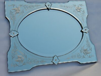 1950/70 ′ Venetian Cartridge Mirror, Beveled Oval 76 x 60 cm