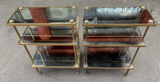 1970 ′ Pair Of Maison Baguès 3 Tier Staircase Shelves In Brass And Aged Oxidized Mirror Trays - Image 7