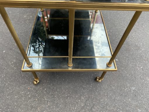 1970 ′ Pair Of Maison Baguès 3 Tier Staircase Shelves In Brass And Aged Oxidized Mirror Trays - Image 4