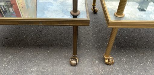 1970 ′ Pair Of Maison Baguès 3 Tier Staircase Shelves In Brass And Aged Oxidized Mirror Trays - Image 2