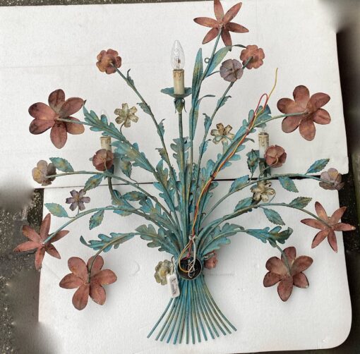 1970 ′ Wall Lamp in Painted Metal Decorated with Wreath of Flowers H 85 X 80 cm - Image 8