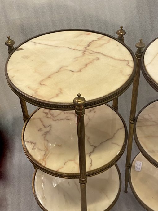 1970' Pair Of Pedestal Tables Or Round Stands Gilt Bronze And Onyx 3 Trays Maison Jansen, Baguès Or Charles ∅ 40 H 81 cm - Image 2