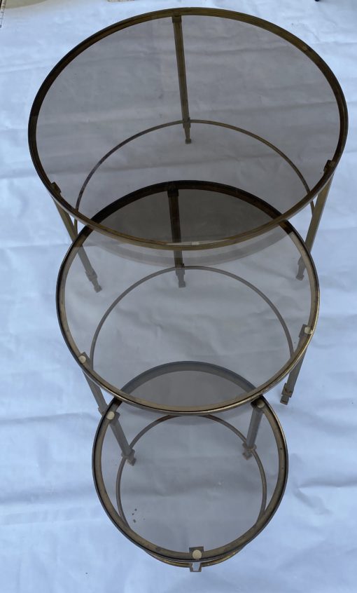 1950/70 Série de Tables Gigognes Rondes Maison Ramsay de Style en Laiton – Image 7