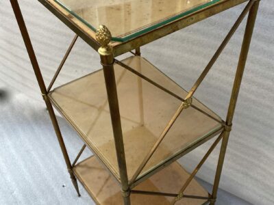 1970 ′ 3 Tier Brass Shelf Maison Baguès Patinated Leather Wood Trays 32 X 40 H 86 cm