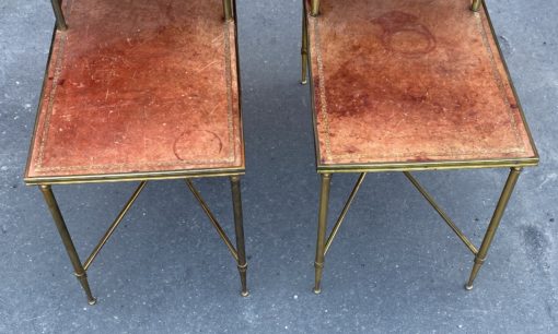 1970′ Paire De Tables à Étage En Bronze Patiné Gainées De Cuir Maison Jansen 71 X 36 cm – Image 6