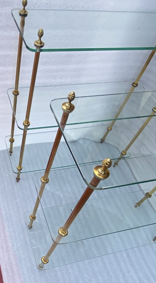 1970′ Paire D' Étagères à 3 niveaux Style Maison Baguès Bronze Et Verre 72 x 26,5 X H 83,5 cm – Image 4