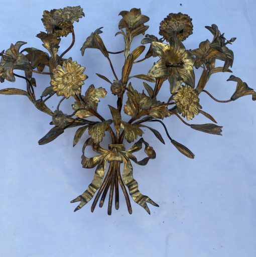1880′ Paire d’Appliques en Bronze Doré Patiné à Décor Floral 5 Bras de Lumière – Image 14