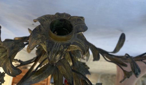 1880′ Paire d’Appliques en Bronze Doré Patiné à Décor Floral 5 Bras de Lumière – Image 11