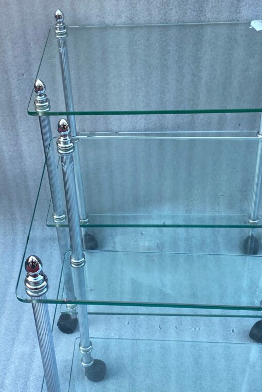 1970/80 ′ Pair Of Shelves On Wheels With 3 Levels in The Style of Maison Baguès Chromed Brass And Glass 32 x 28 X H 67 cm - Image 7