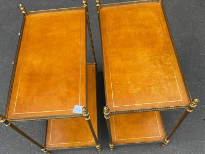 1970' Paire D'Etageres En Bronze Avec Galeries Maison Bagués Et 2 Plateaux Gainés De Cuir Fauve 39 X 68 X H 73 cm