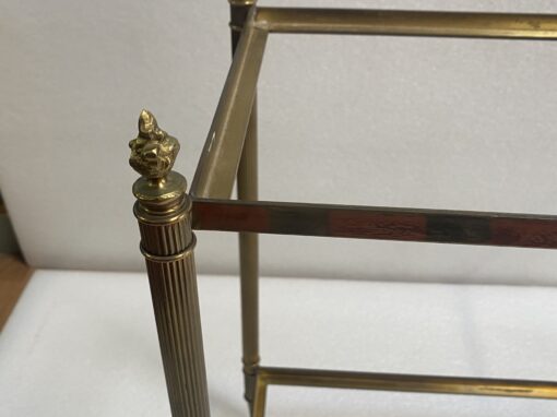 1950/70' Bout De Canapé Rectangulaire Maison Bagués Laiton et Bronze Plateaux Feuilles d or Fixées Sous Verre et Avec Flammes Olympiques 64 X 29 cm – Image 9