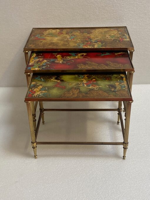 1950′ Series Of 3 Nesting Tables With Mongol Warrior Paintings Maison Baguès In Gilt Bronze, 3 Trays