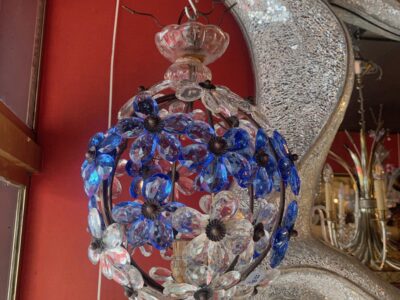 1970′ Chandelier Or Lantern Decorated With Flowers And Leaves In Golden Metal And Blue Colored Glass Maison Baguès Or Banci H 34 Ø 25 cm