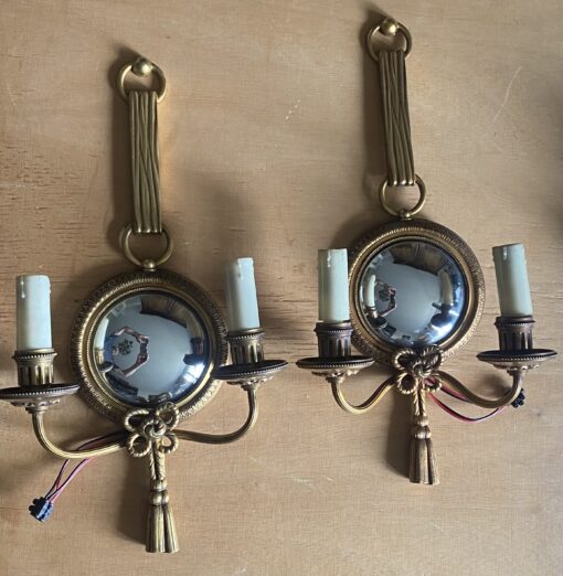 1950/70′ Paire d’Appliques en Bronze Doré Avec Miroir Convexe Signée Petitot – Image 2