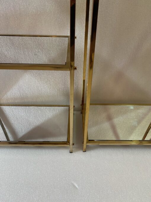 1970′ Paire D' Étagères En Laiton Doré  à 4 Niveaux Pierre Balmain Plateaux Metacrylate 25 X 46,5 H 156 cm – Image 10