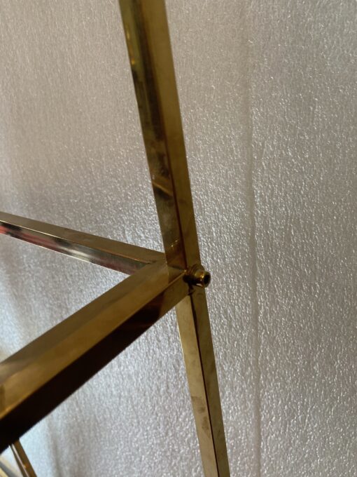 1970′ Paire D' Étagères En Laiton Doré  à 4 Niveaux Pierre Balmain Plateaux Metacrylate 25 X 46,5 H 156 cm – Image 6