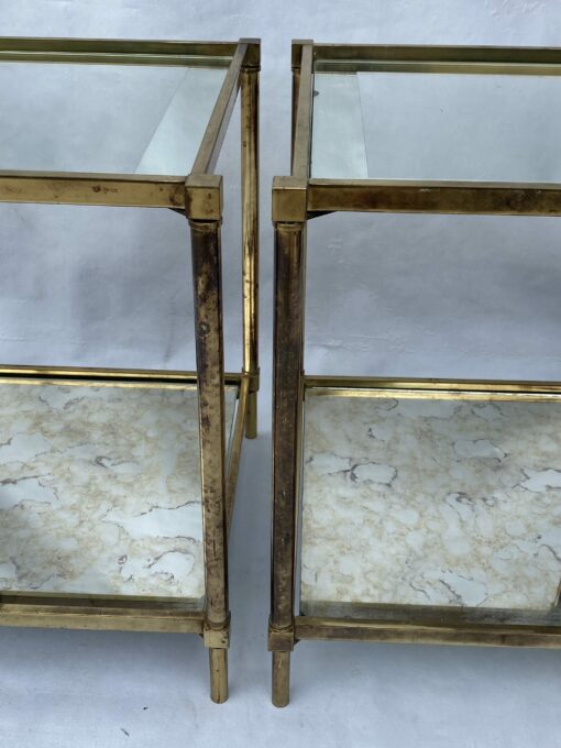 1970′ Pair Of Ramsay End Tables In Brass With Aged Mirrors 33.5 X 33.5 X H 39.5 cm - Image 2