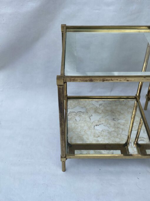 1970′ Pair Of Ramsay End Tables In Brass With Aged Mirrors 33.5 X 33.5 X H 39.5 cm - Image 3