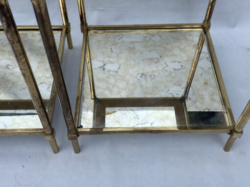 1970′ Pair Of Ramsay End Tables In Brass With Aged Mirrors 33.5 X 33.5 X H 39.5 cm - Image 7
