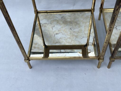 1970′ Pair Of Ramsay End Tables In Brass With Aged Mirrors 33.5 X 33.5 X H 39.5 cm - Image 8