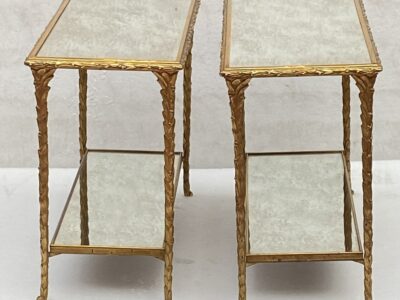1970′ Pair Of Sofa Ends Maison Charles, Jansen Or Baguès Palm Tree Decor In Gilt Bronze With Aged Mirror Trays 71 X 32 X H 54 cm
